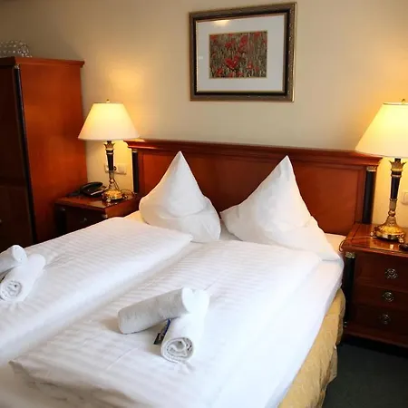 Laacher Lay Hotel 3*