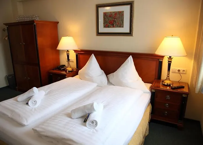 Laacher Lay Hotel 3*